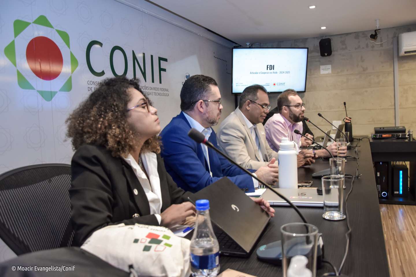 Em reunião presencial, Fórum de Desenvolvimento Institucional destaca quatro temas prioritários