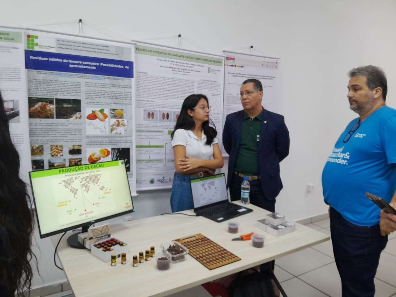 Mostra de produtos do Ifes abre último dia de reunião do Conif em Vitória