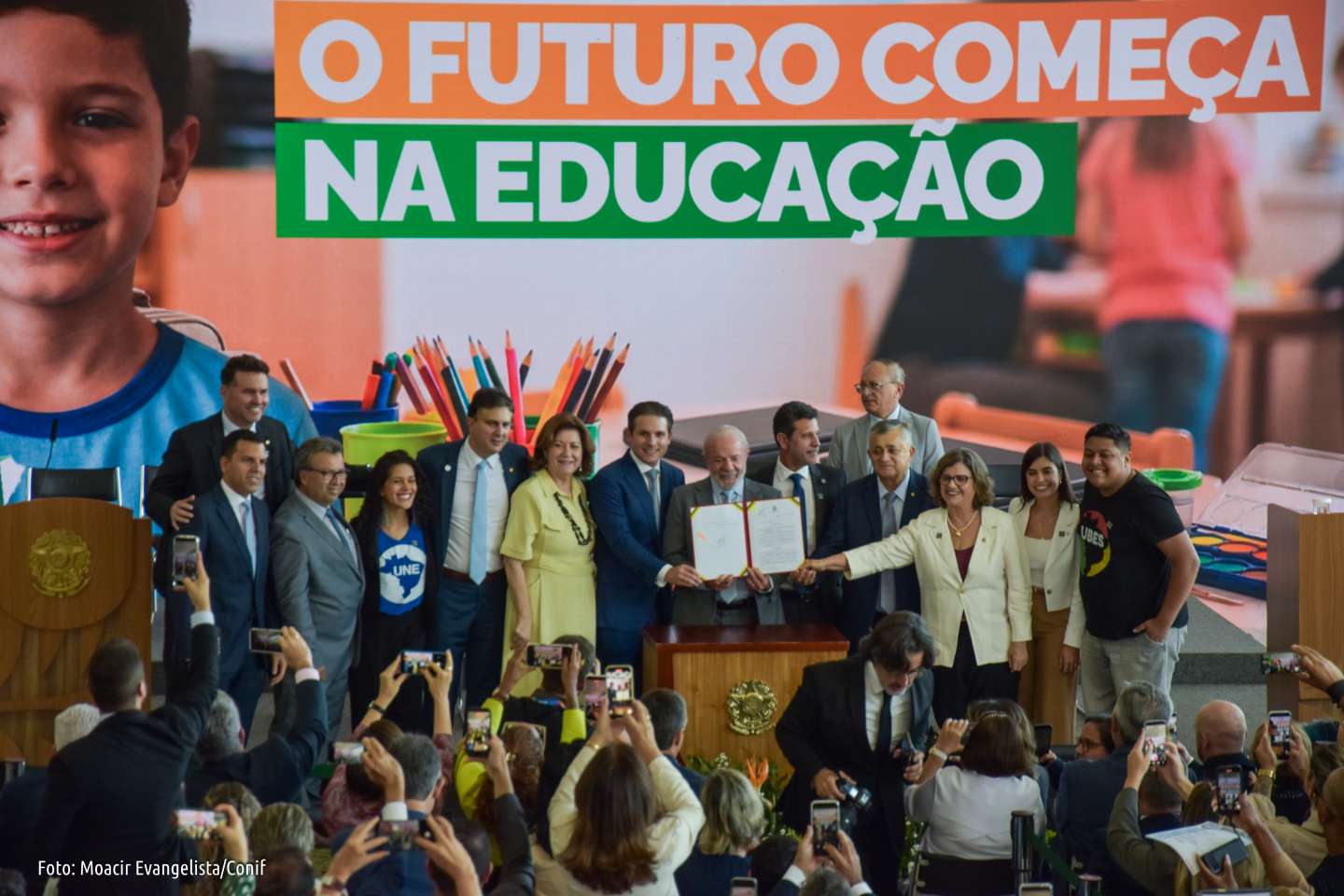 Conif participa de cerimônia de sanção do novo Plano Nacional de Educação (PNE), em Brasília