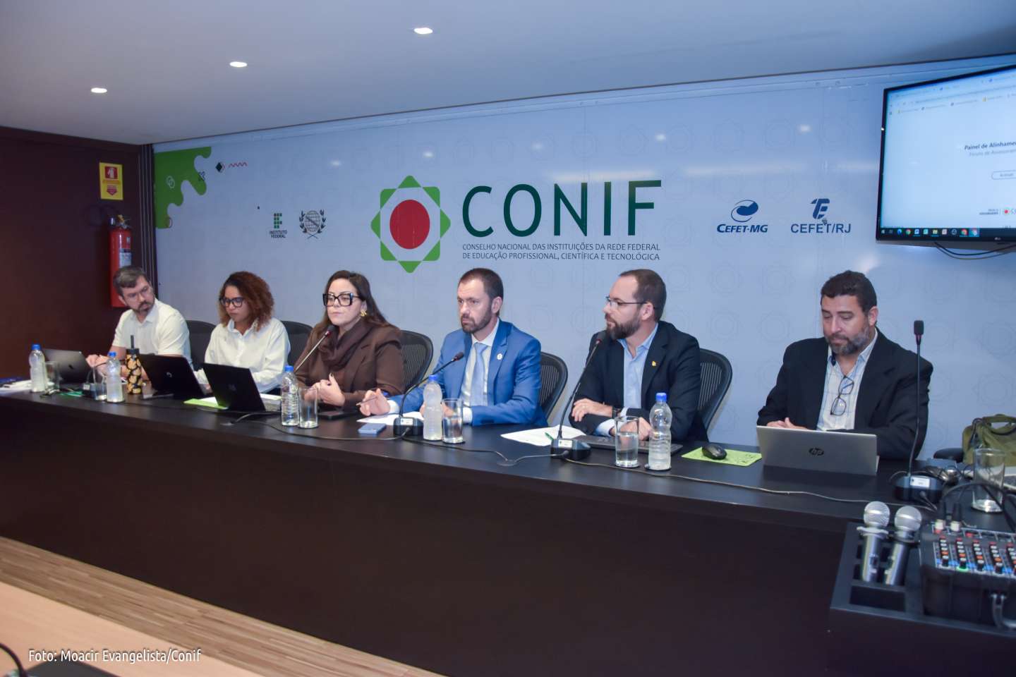 FDI debate novo PNE, expansão da Rede Federal e alinhamento estratégico no Conif