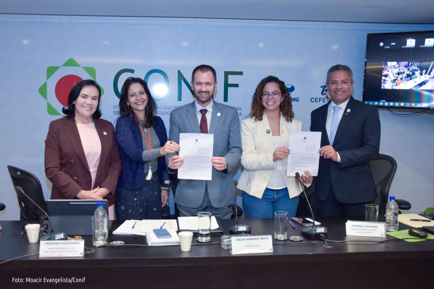 Conif e SNJ firmam acordo para levar políticas públicas de juventude a todo o país