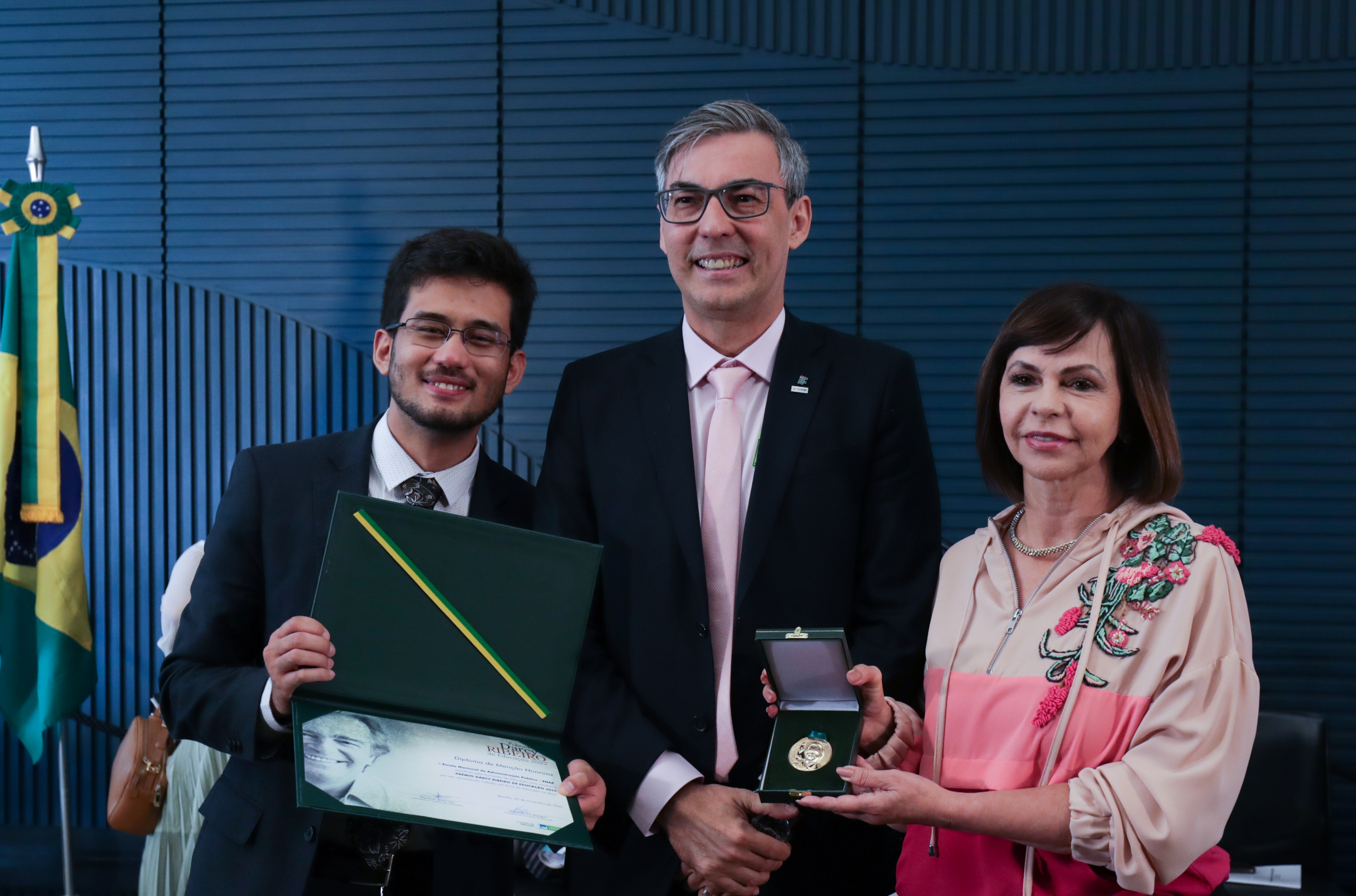 Conif é homenageado com Prêmio Darcy Ribeiro de Educação pela Câmara dos Deputados